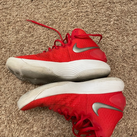 Nike basketball shoes Womens - Picture 8 of 8